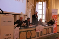 Al tavolo della presidenza interviene il Provveditore agli Studi di Parma prof. Maurizio Bocedi