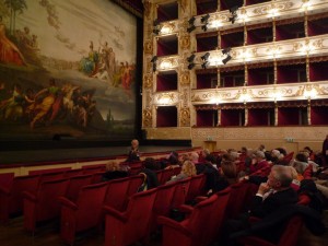 Il sipario del Teatro Regio di Parma